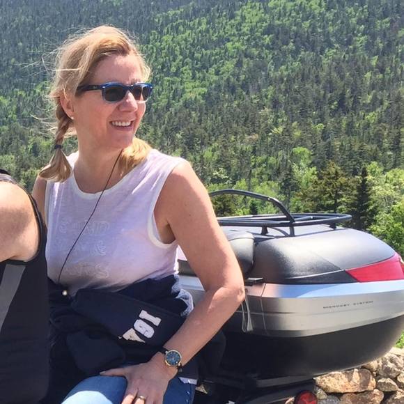 Meet your Posher, Danielle - Picture 1 of 1